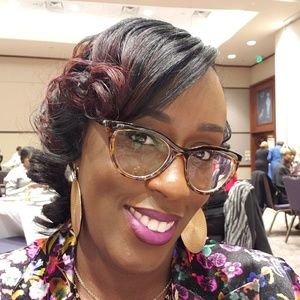 Meet your Posher, Joy